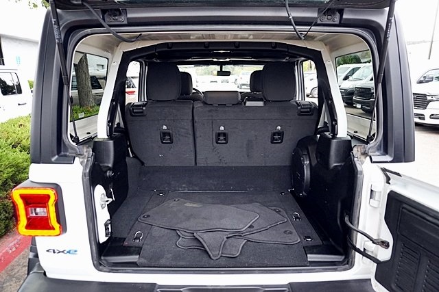 2023 Jeep Wrangler Rubicon 4xe photo 15