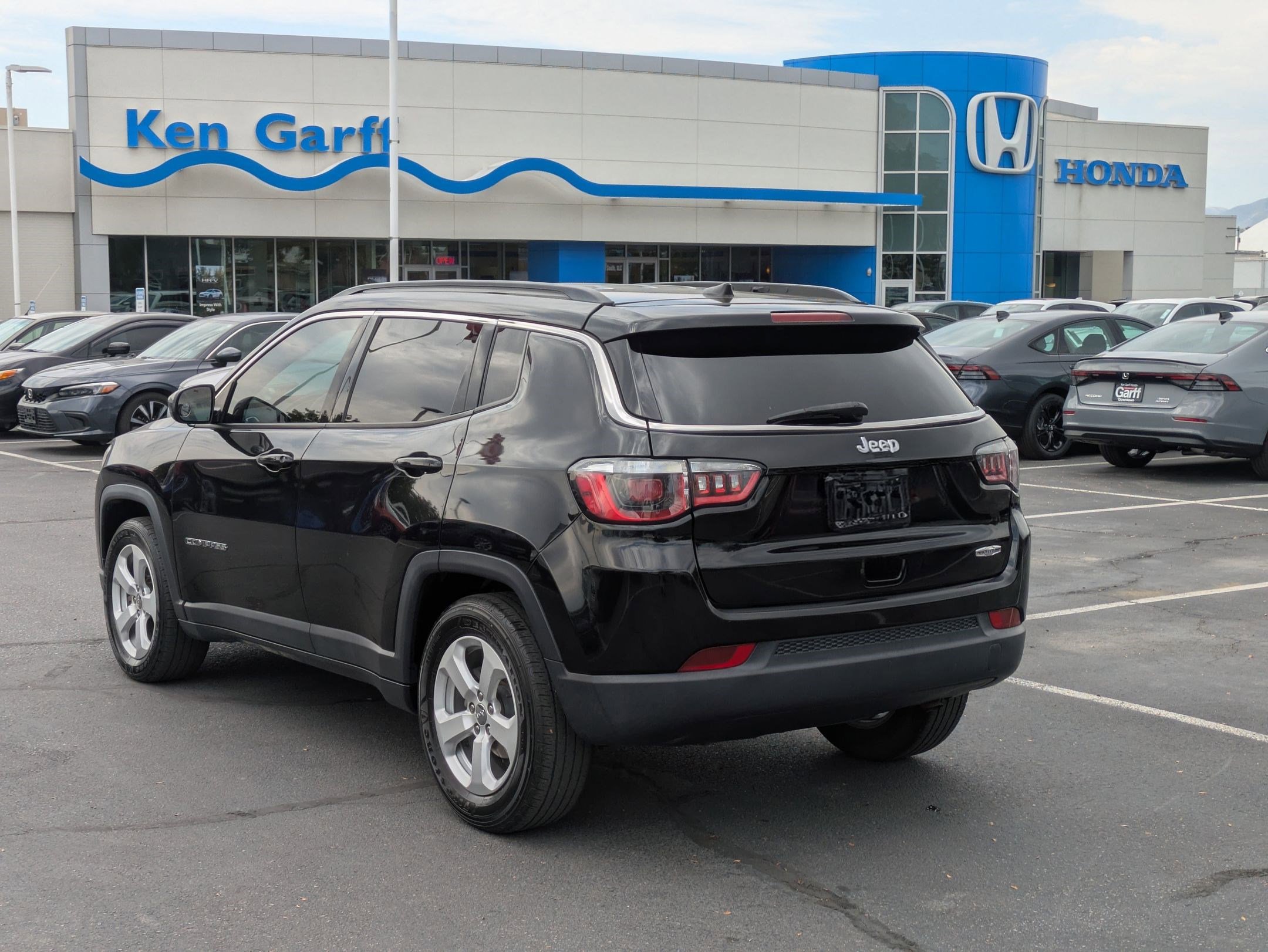 2019 Jeep Compass Latitude photo 4