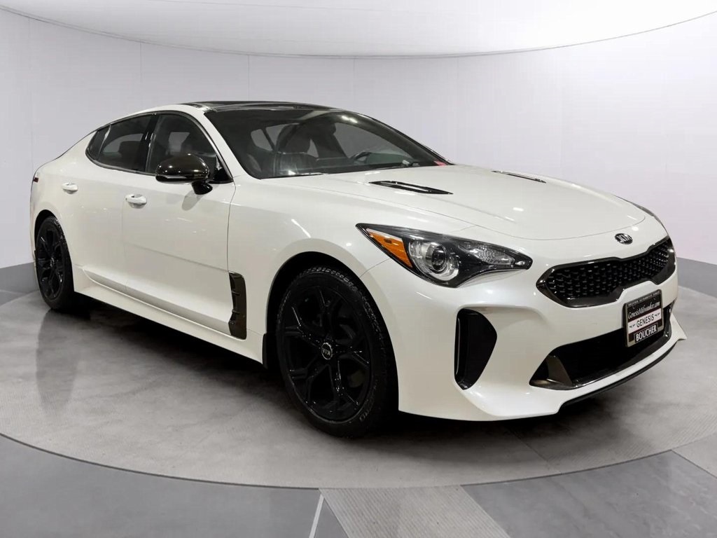2020 Kia Stinger GT-Line's photo