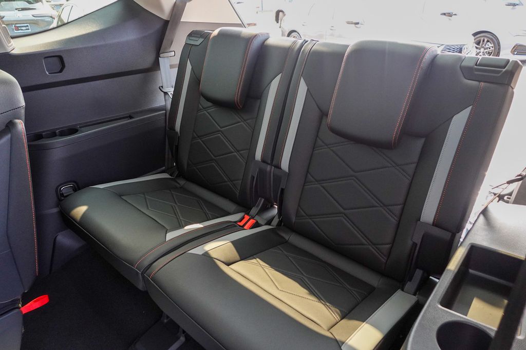 2026 Volkswagen Atlas Peak Edition SE photo 24