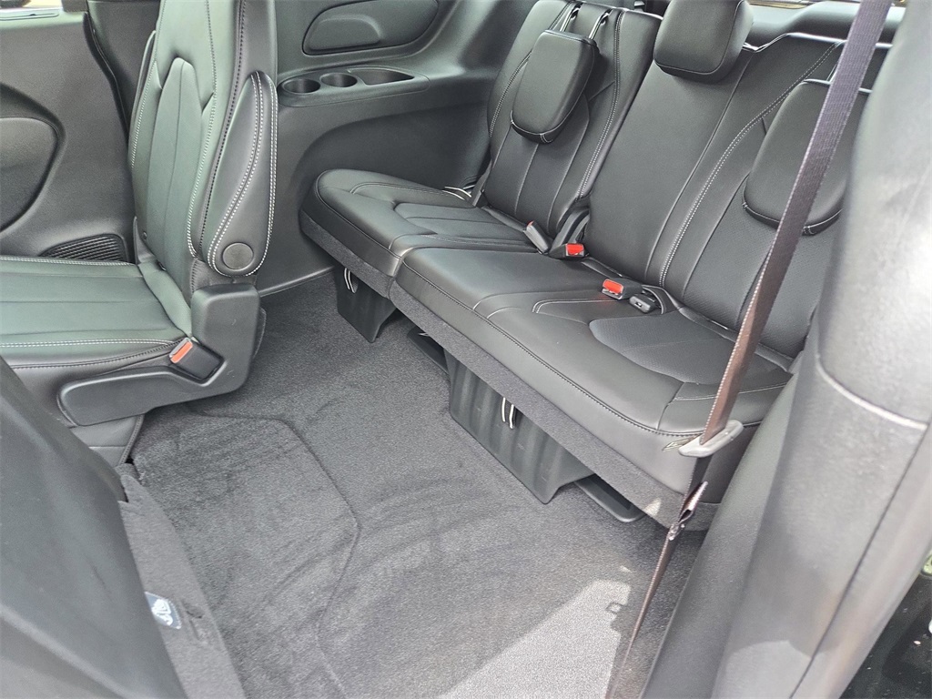2026 Chrysler Voyager LX photo 34