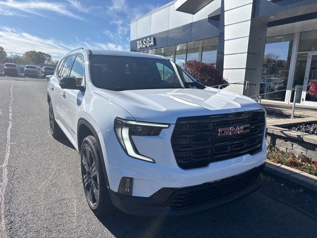 2026 GMC Acadia Elevation's photo