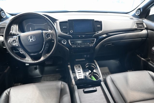 2023 Honda Ridgeline Black Edition photo 13