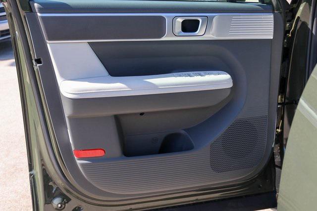 New 2026 Hyundai SEL image 9