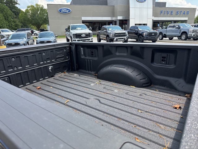 2025 Ford F-350 photo 20