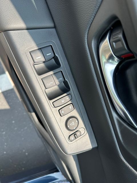 2026 Honda CR-V Hybrid photo 9