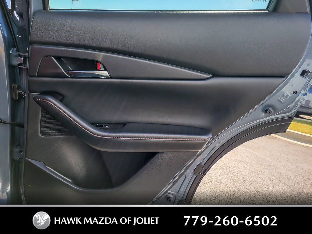 2022 MAZDA CX-30 - Image 19