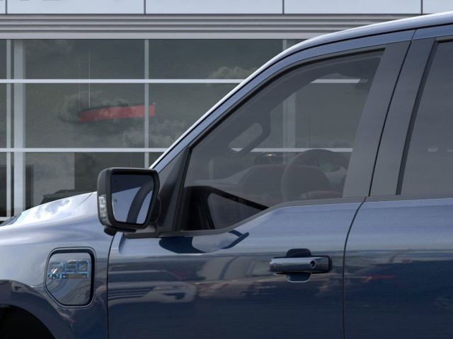 2025 Ford F-150 Lightning photo 20