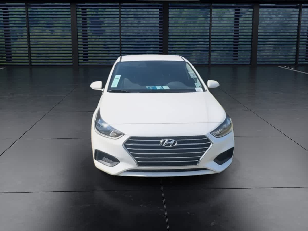 2021 Hyundai Accent SE photo 3