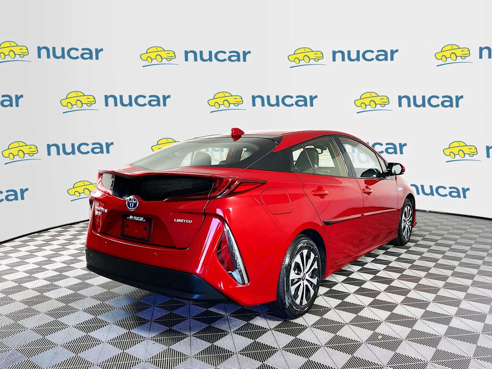 2020 Toyota Prius Prime Limited photo 7