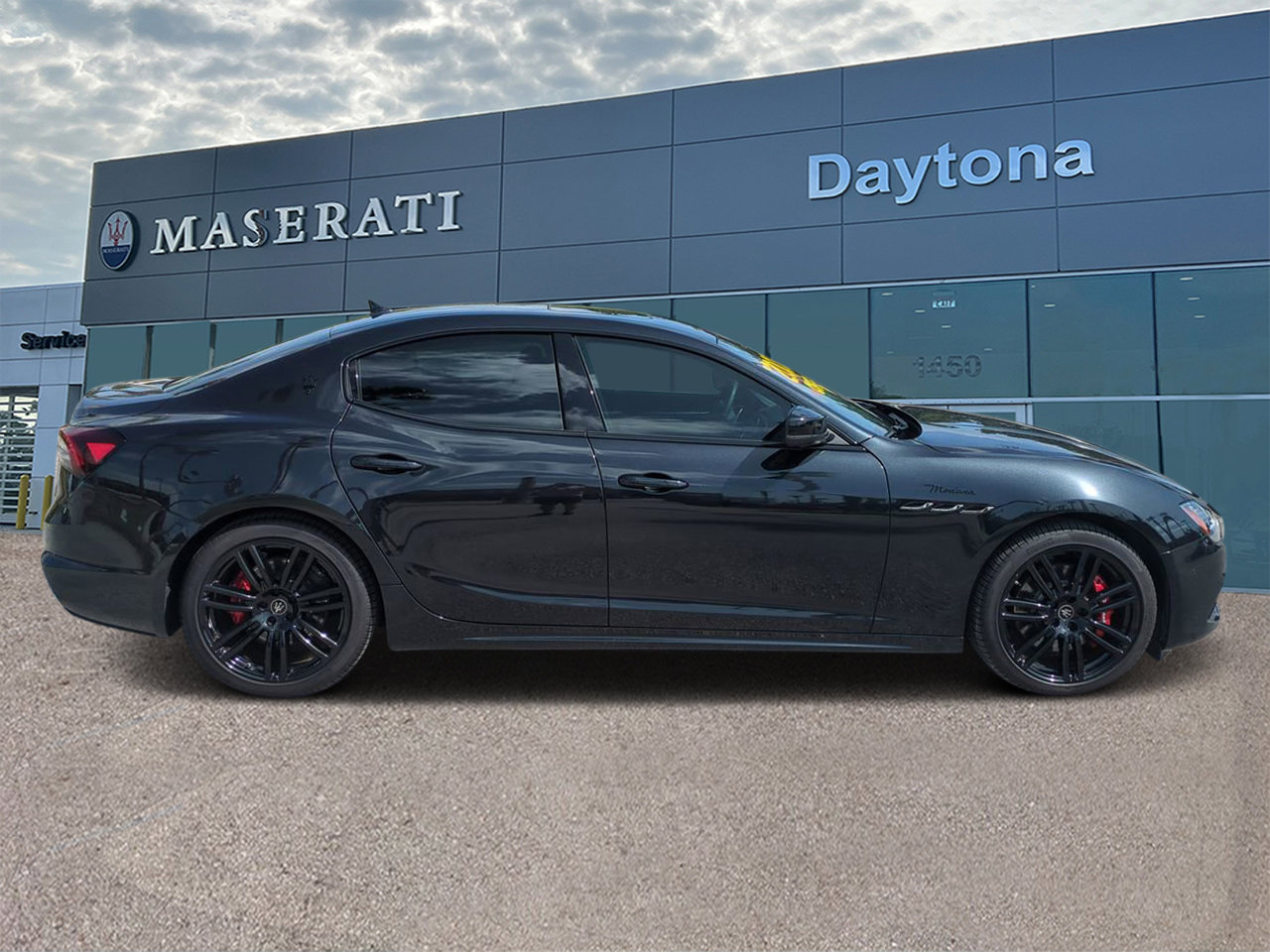 2024 Maserati Ghibli Modena Q4 photo 2