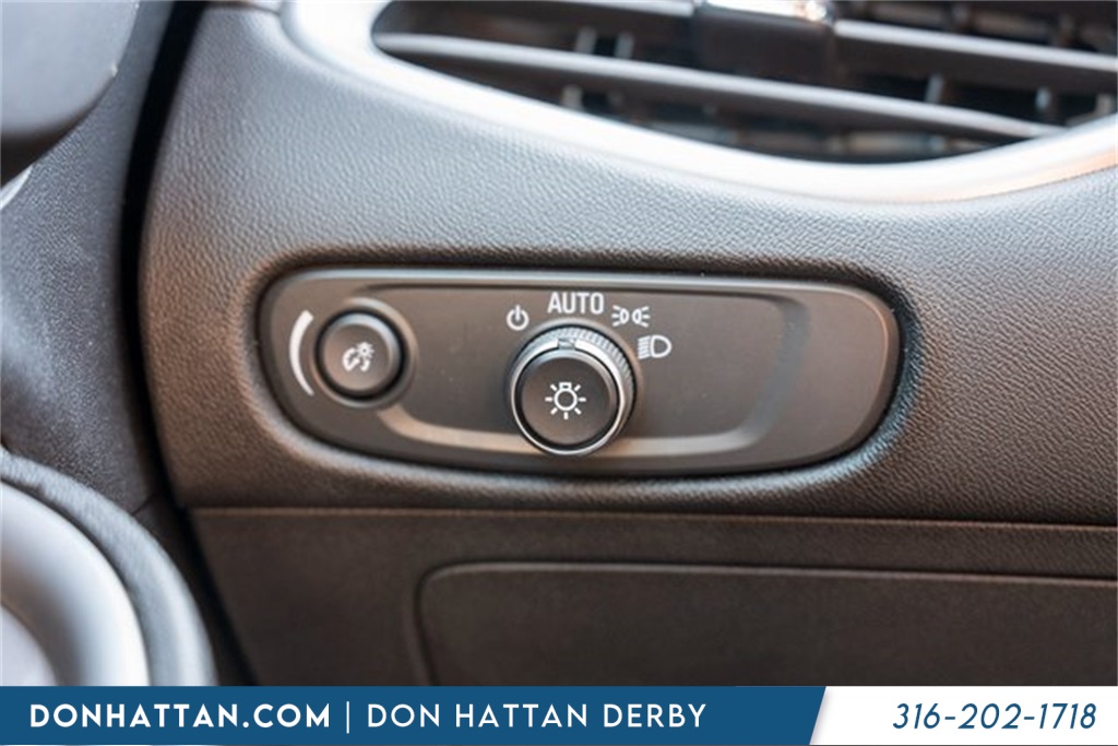 2023 Chevrolet Malibu 1LT photo 14