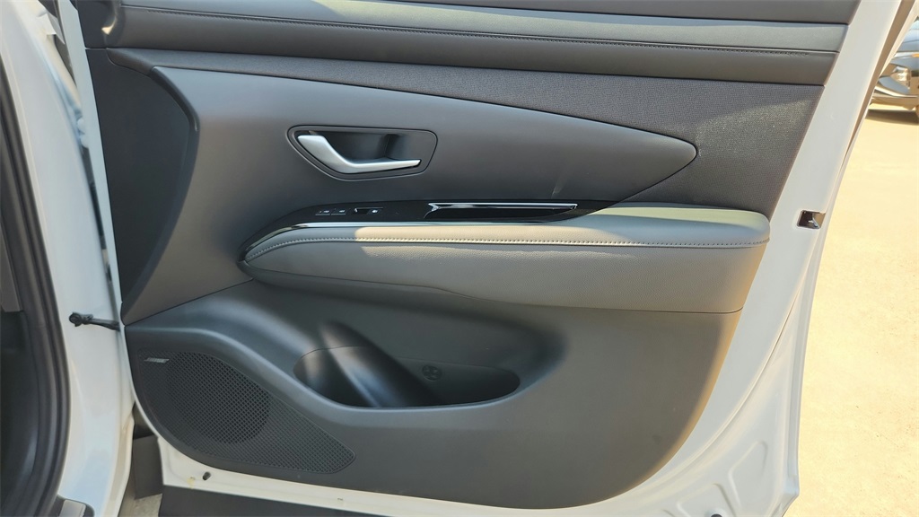2025 Hyundai Tucson Limited photo 28