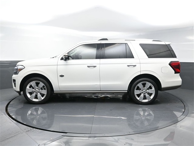 2024 Ford Expedition King Ranch photo 2