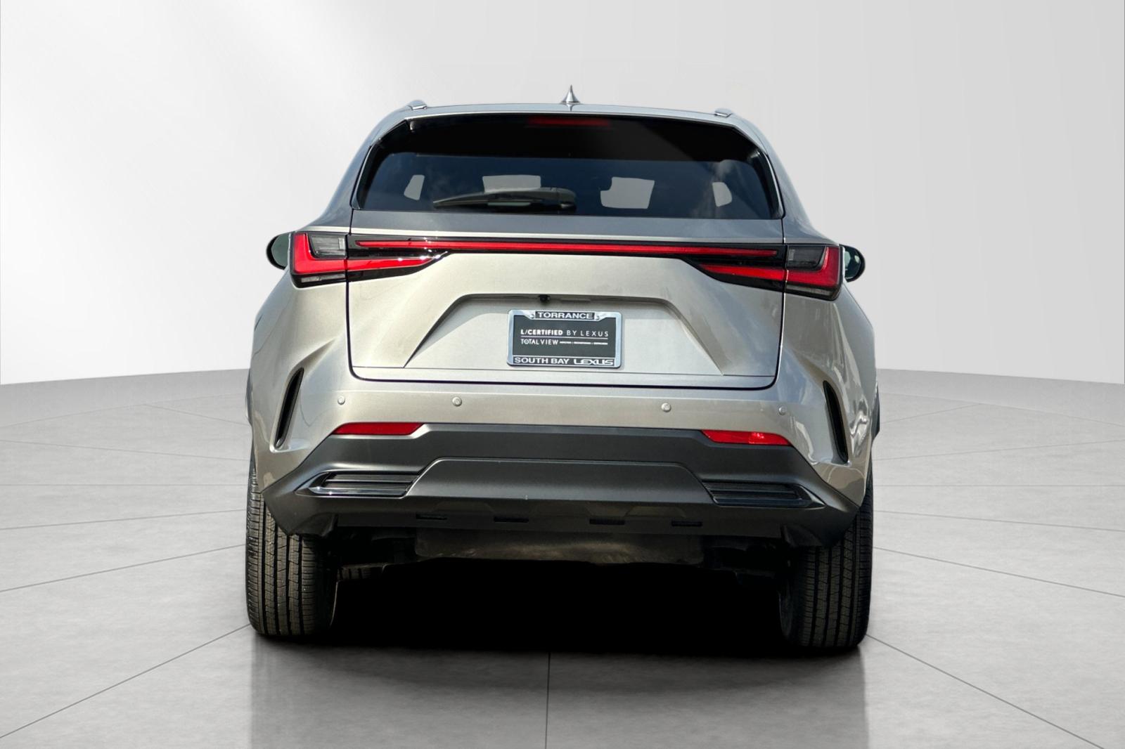 2023 Lexus NX 350 photo 3