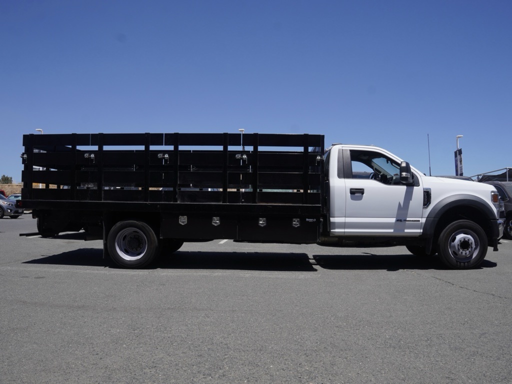 2022 Ford F-550 photo 2