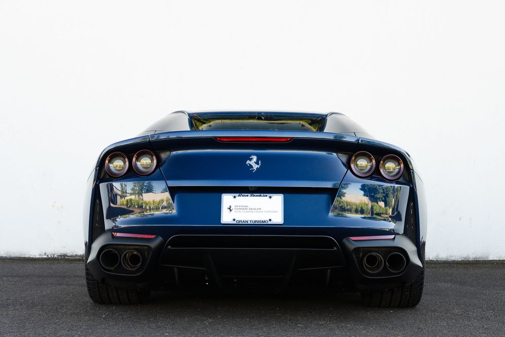 2022 Ferrari 812 GTS photo 14