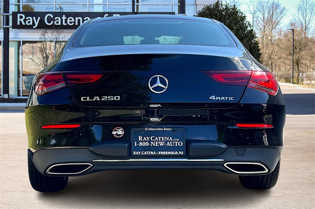 2023 Mercedes Benz CLA 250 4MATIC photo 4