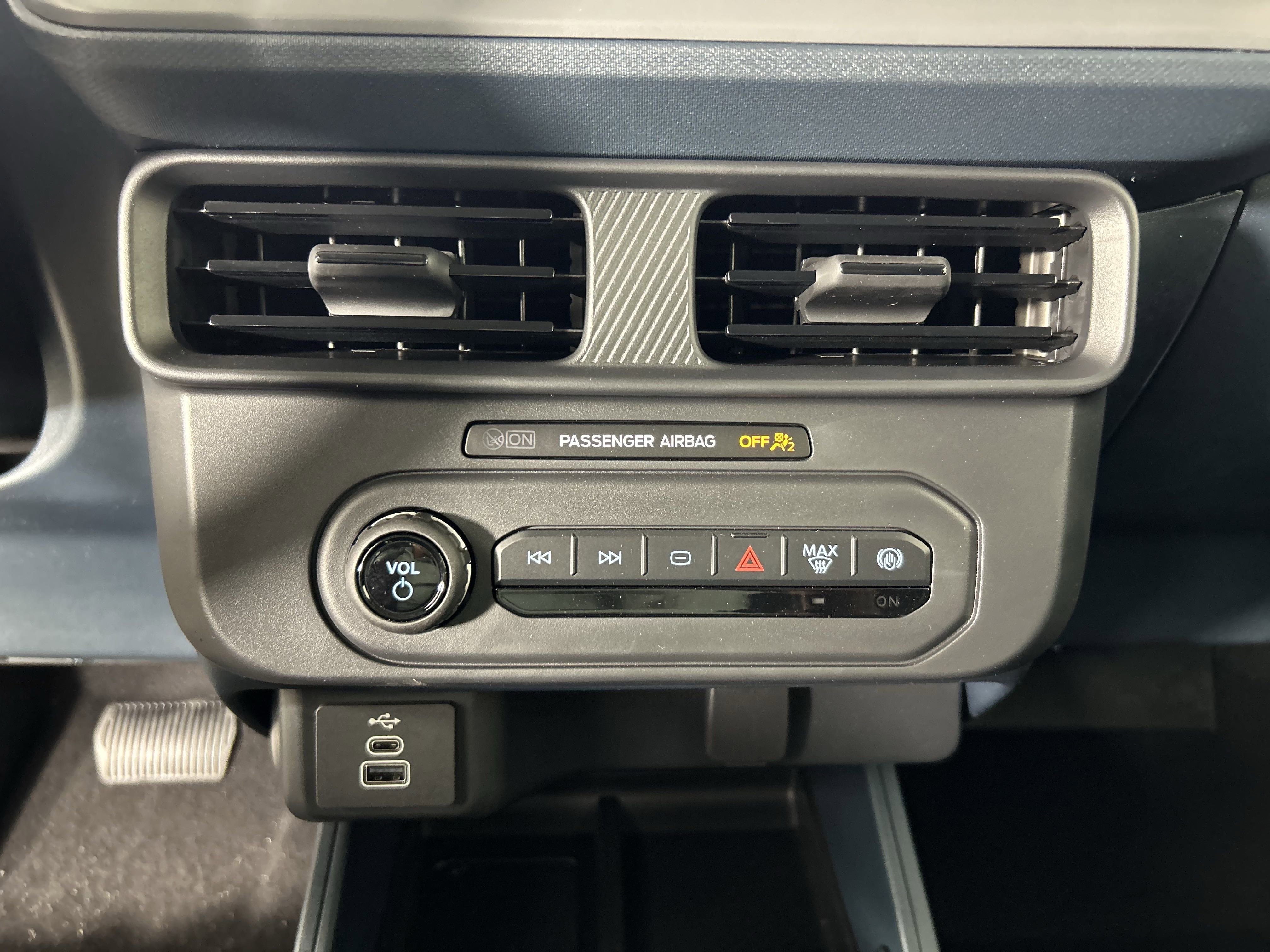 2025 Ford Maverick XL photo 22