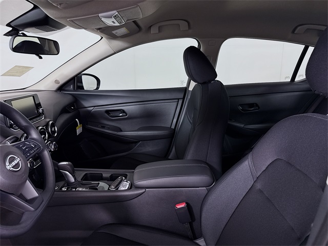 2025 Nissan Sentra S photo 6