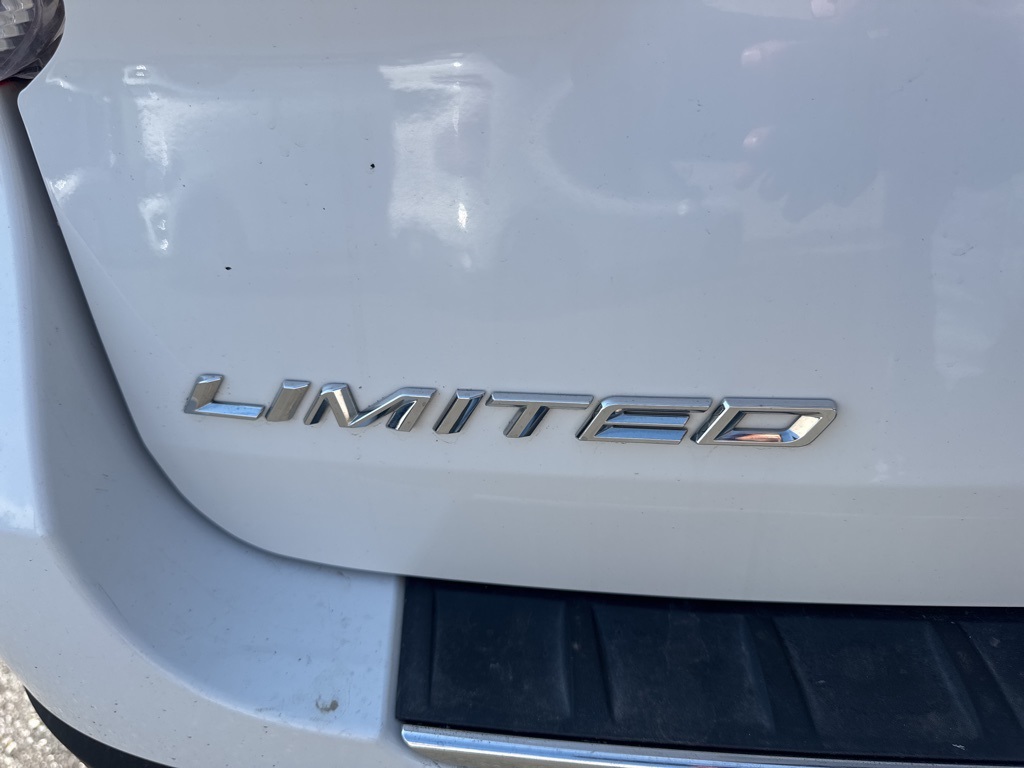 2022 Ford Explorer Limited photo 10