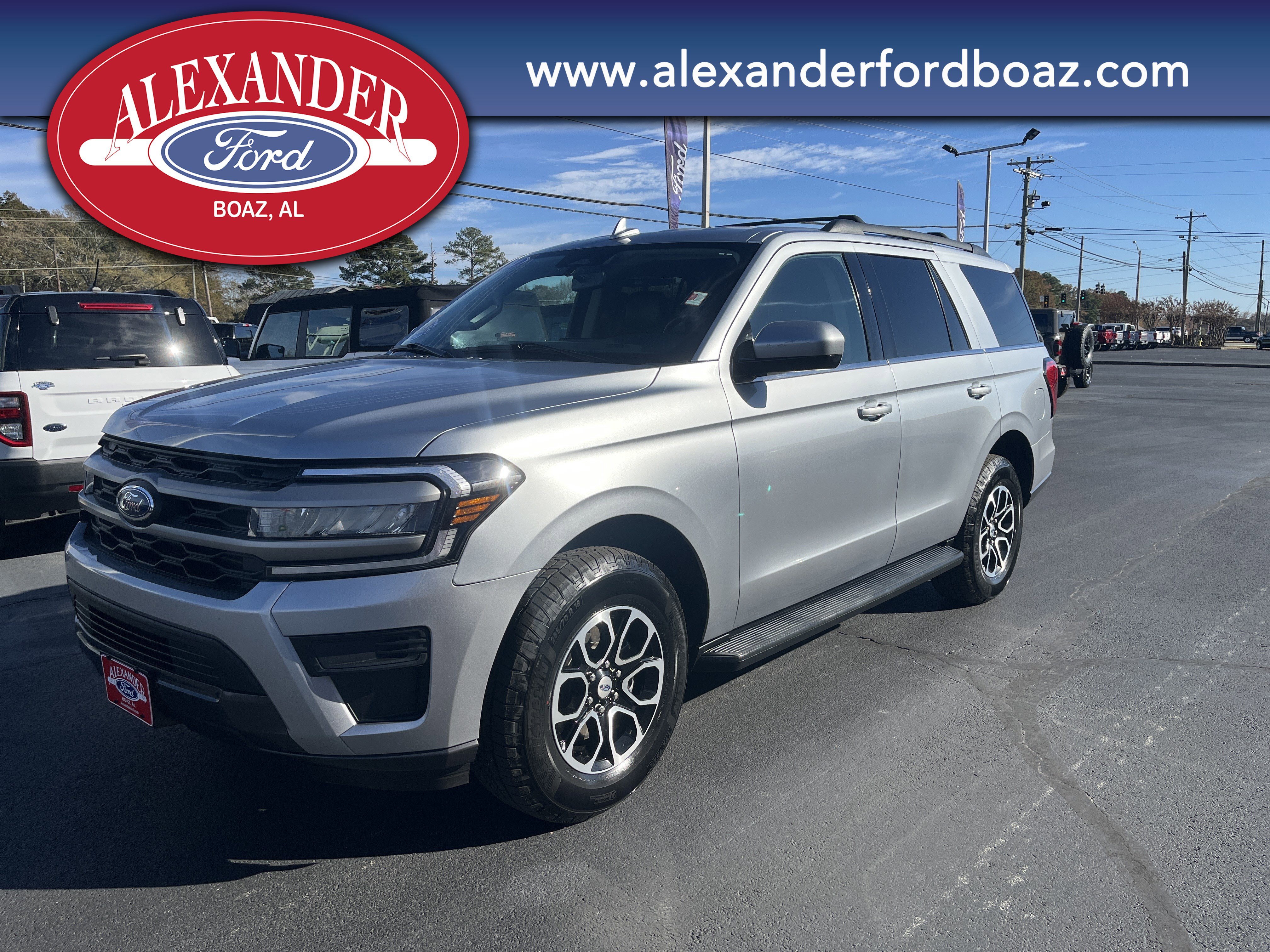 2024 Ford Expedition XLT's photo