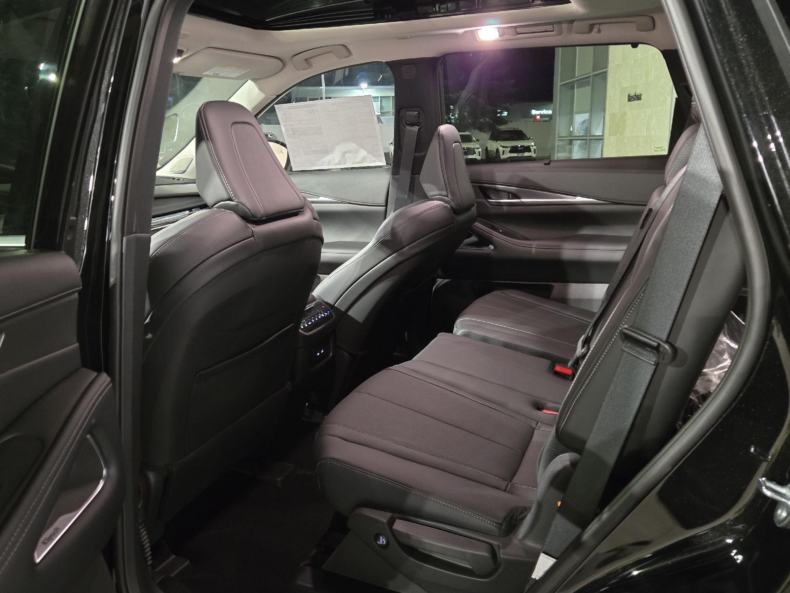 2026 Infiniti QX60 Luxe AWD photo 21