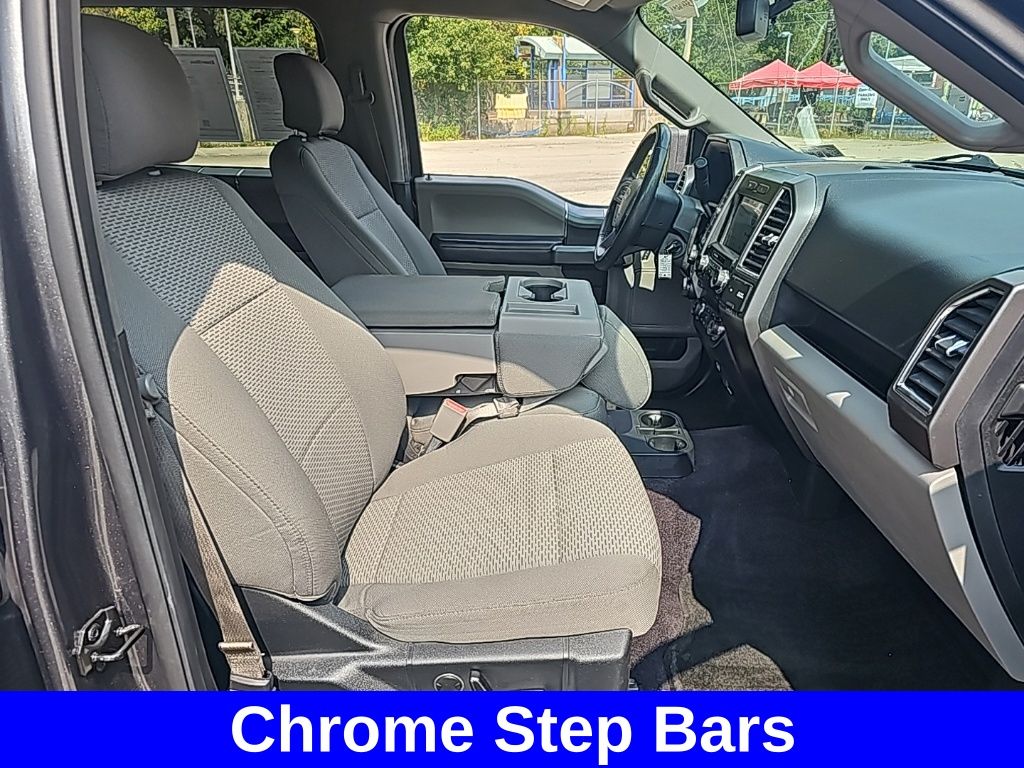 2016 Ford F-150 XLT photo 7