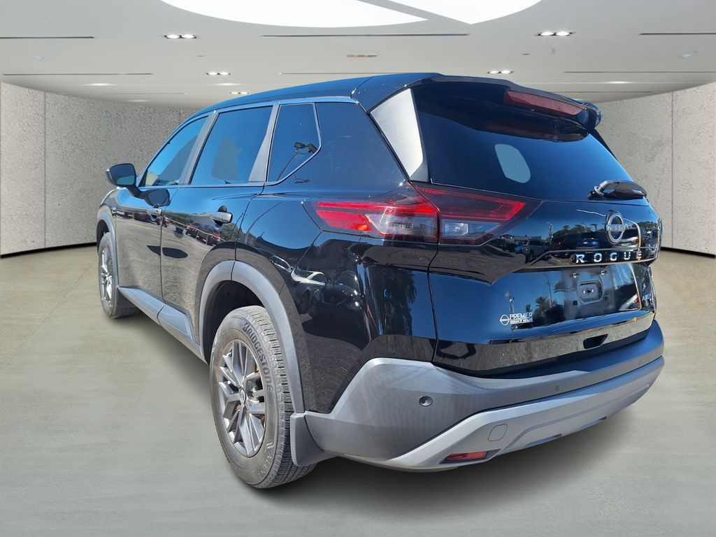 2023 Nissan Rogue S photo 3