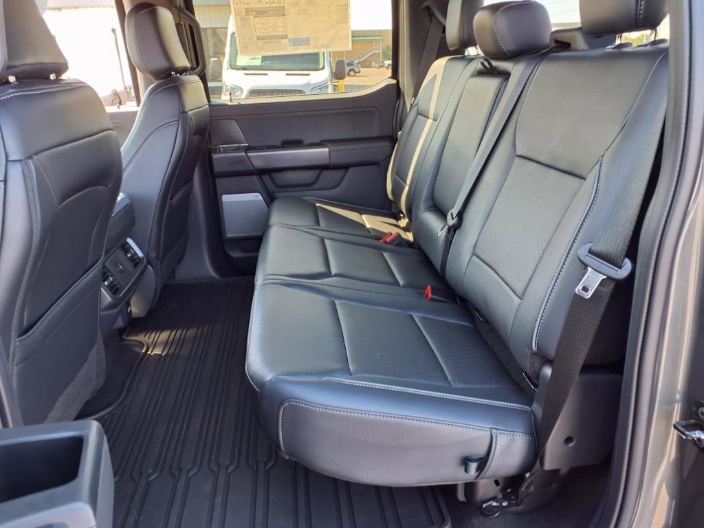 2025 Ford F-150 Lariat photo 6