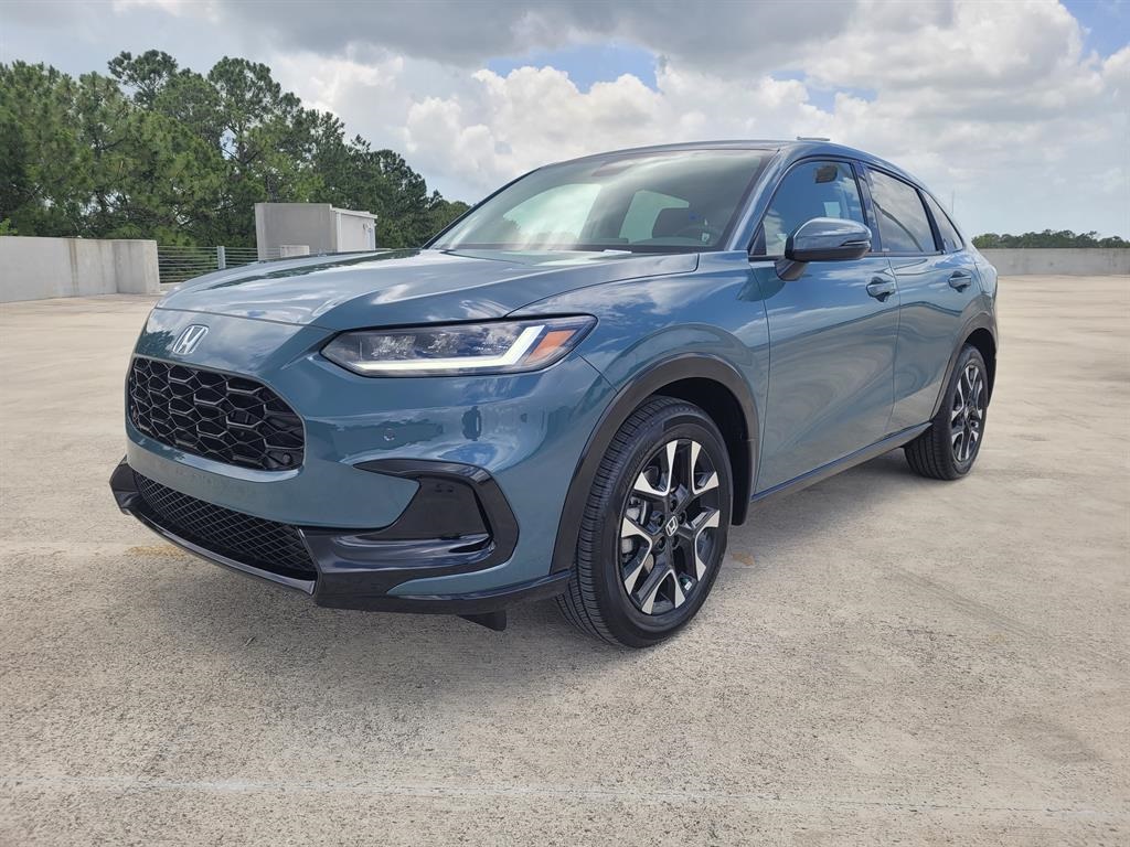 2026 Honda HR-V EX-L photo 3