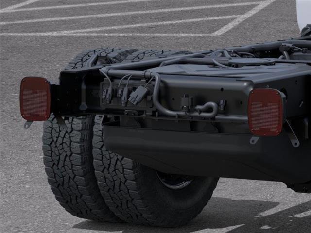 2025 Chevrolet Silverado 3500HD Work Truck photo 8