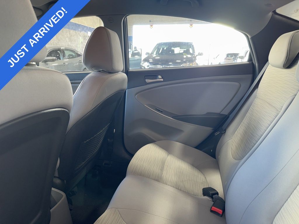 2017 Hyundai Accent SE photo 4