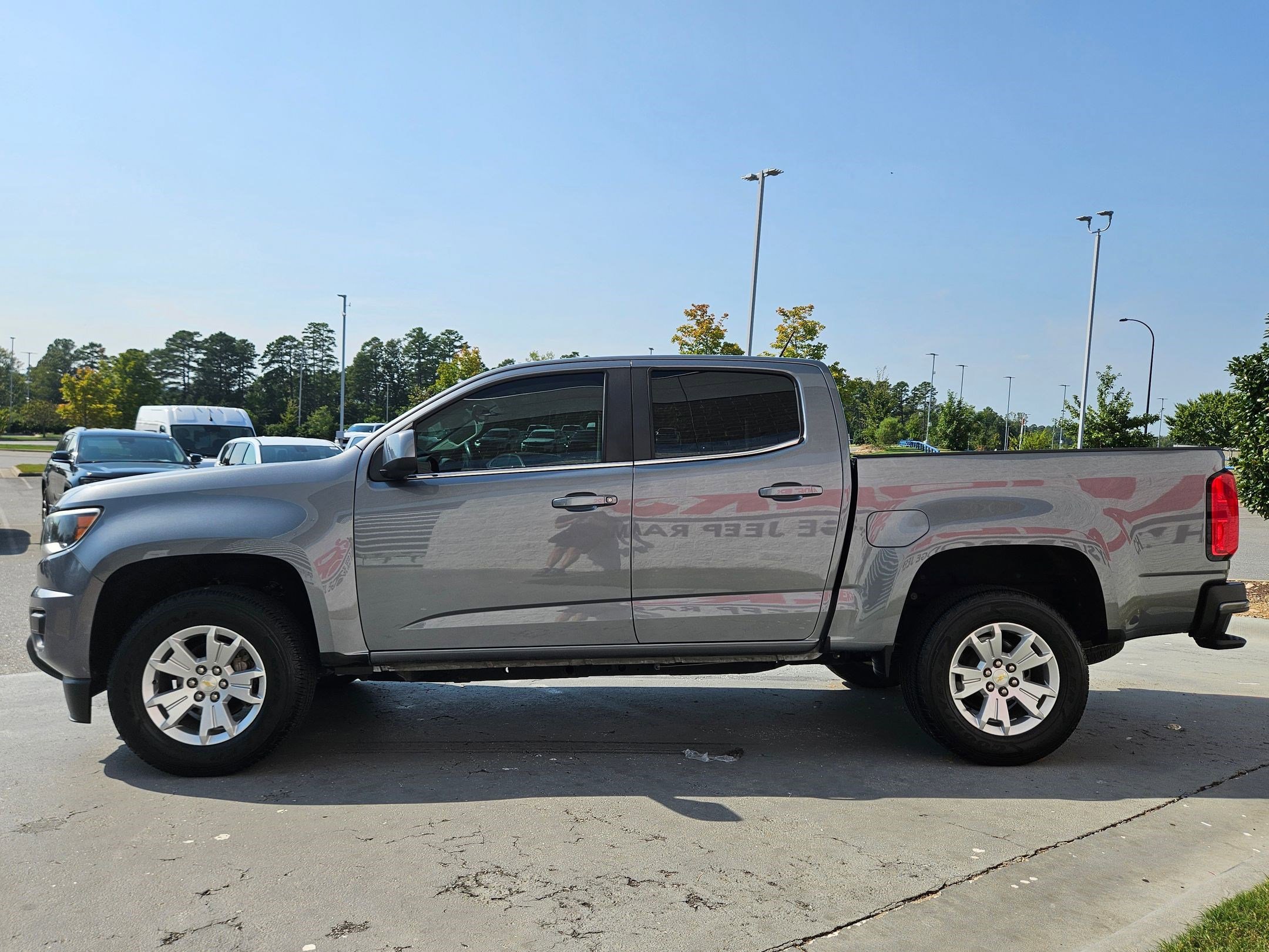 2020 Chevrolet Colorado LT photo 4