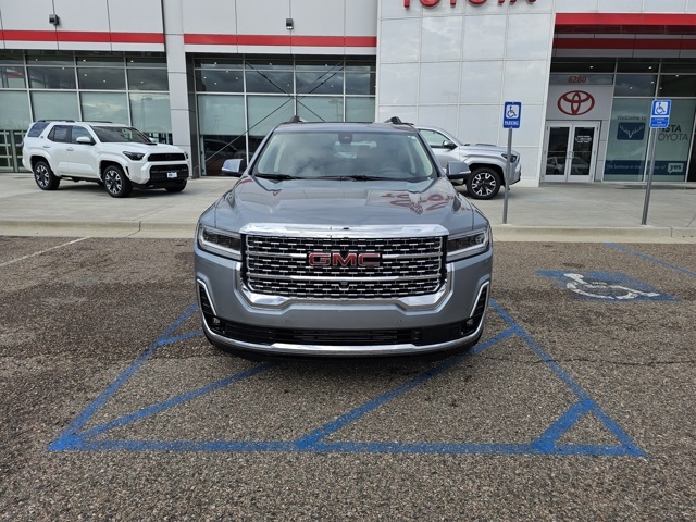 2023 Gmc Acadia Denali photo 2