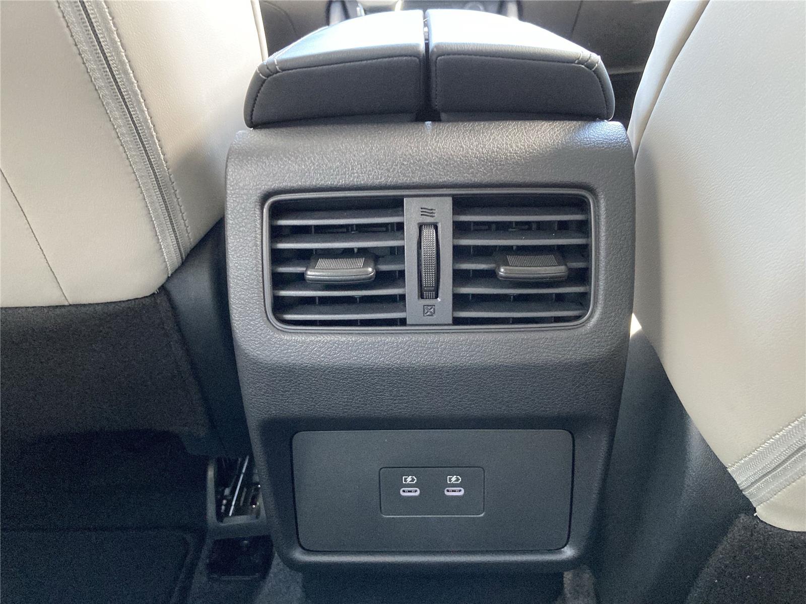2026 Nissan Rogue SV photo 24