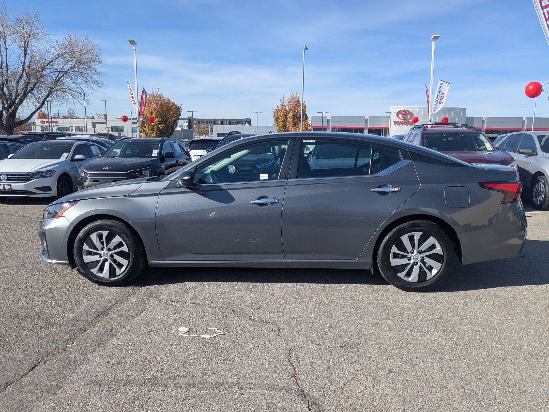 2025 Nissan Altima S photo 2