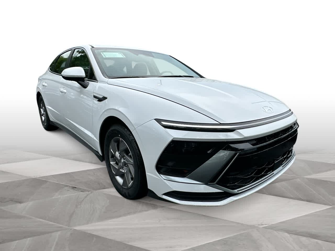 2026 Hyundai Sonata SE photo 2