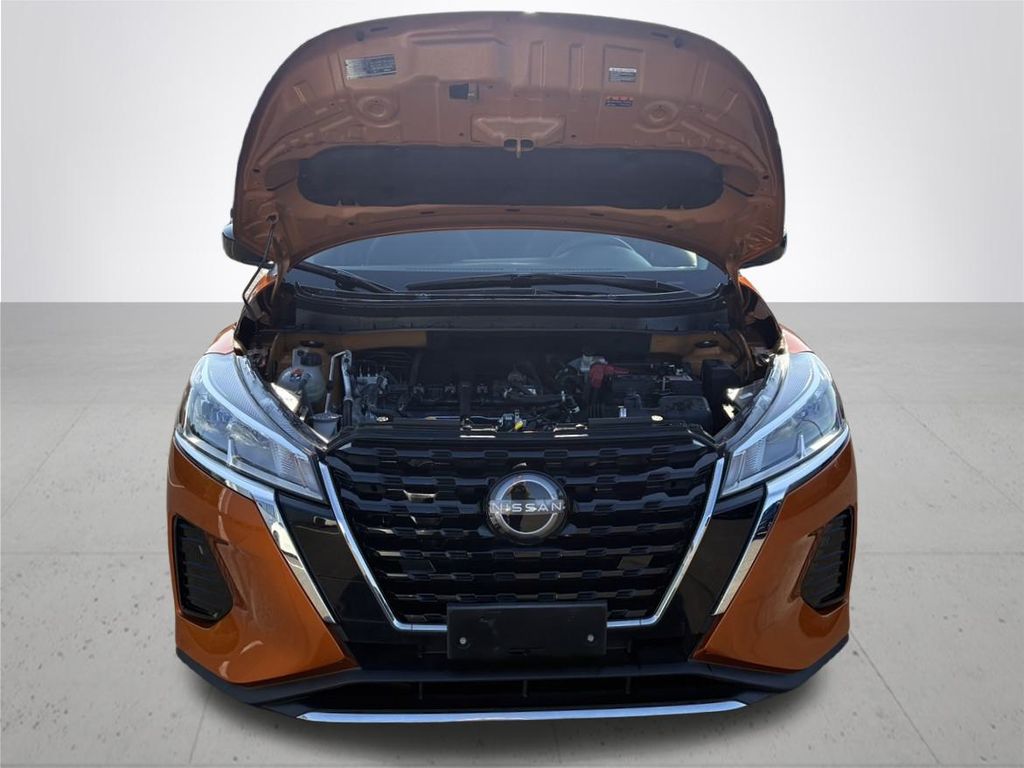 2022 Nissan Kicks SV photo 4
