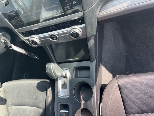 2015 Subaru Legacy 2.5i photo 21