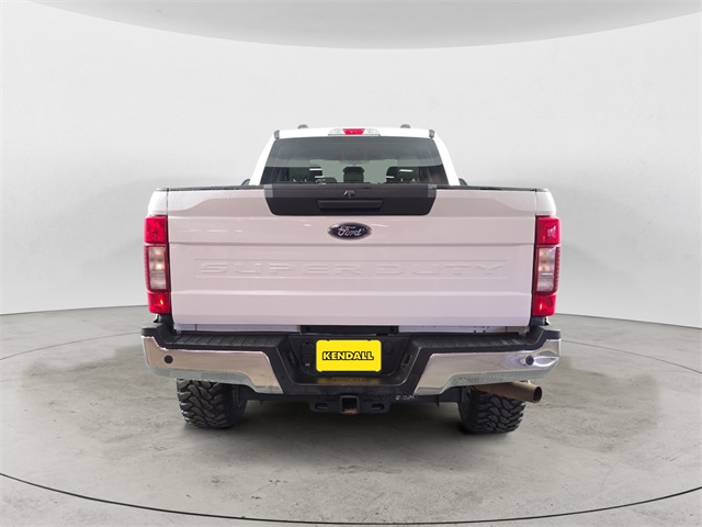 2020 Ford F-350 XLT photo 4