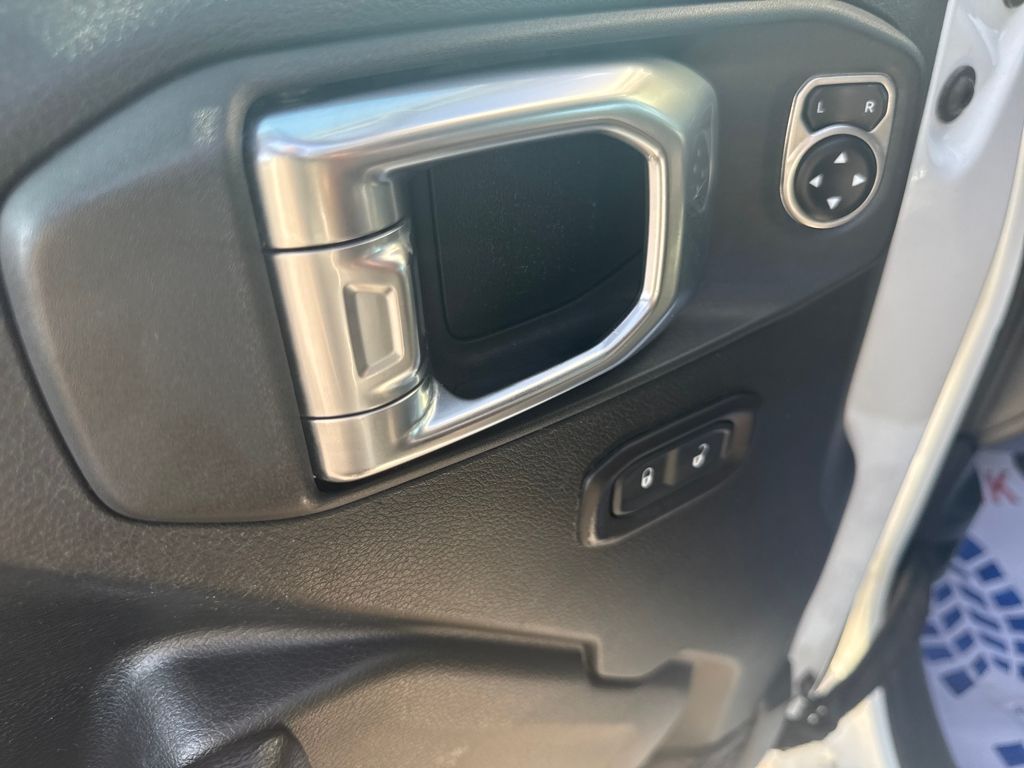 2018 Jeep Wrangler Sport S photo 10