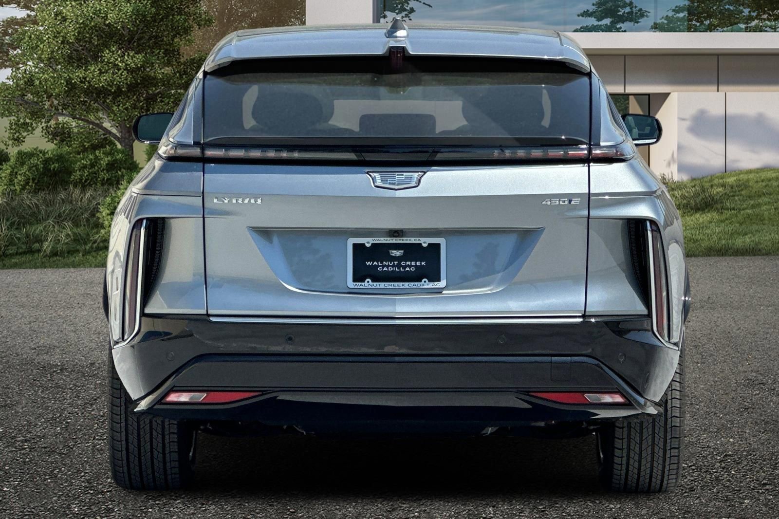2025 Cadillac Lyriq Luxury photo 3