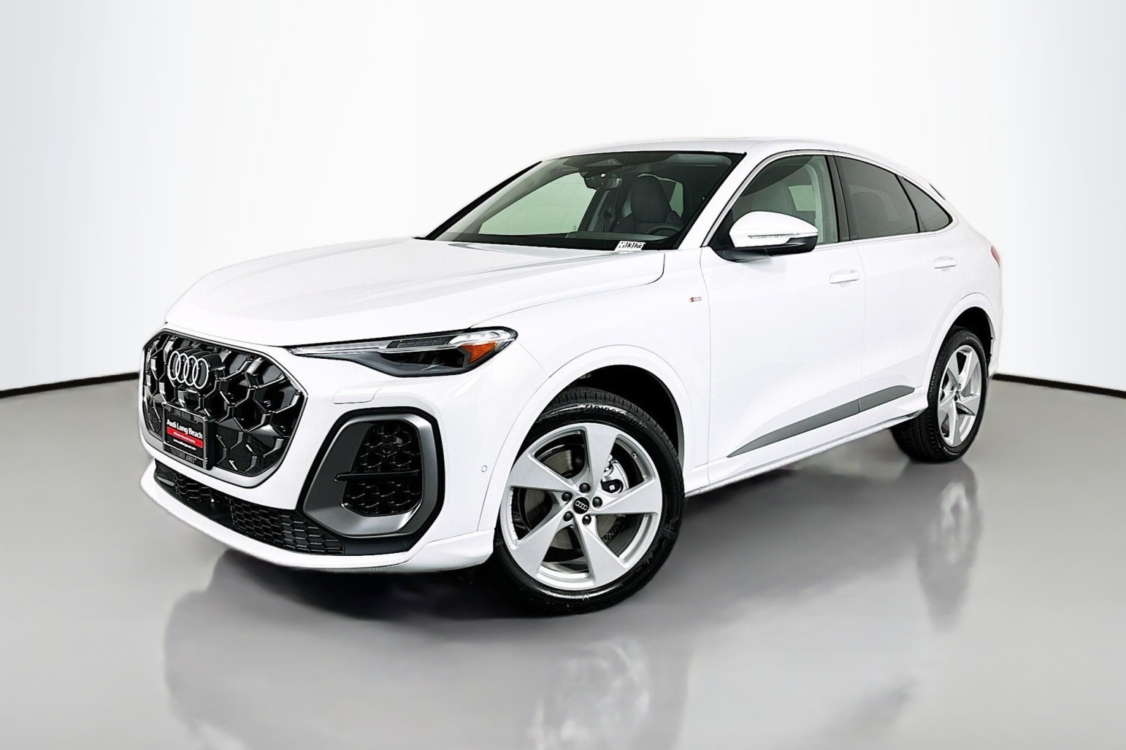 2025 Audi New Q5 Sportback Premium Plus's photo