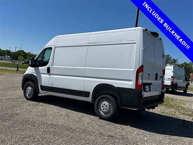 2024 Ram ProMaster 2500 photo 4