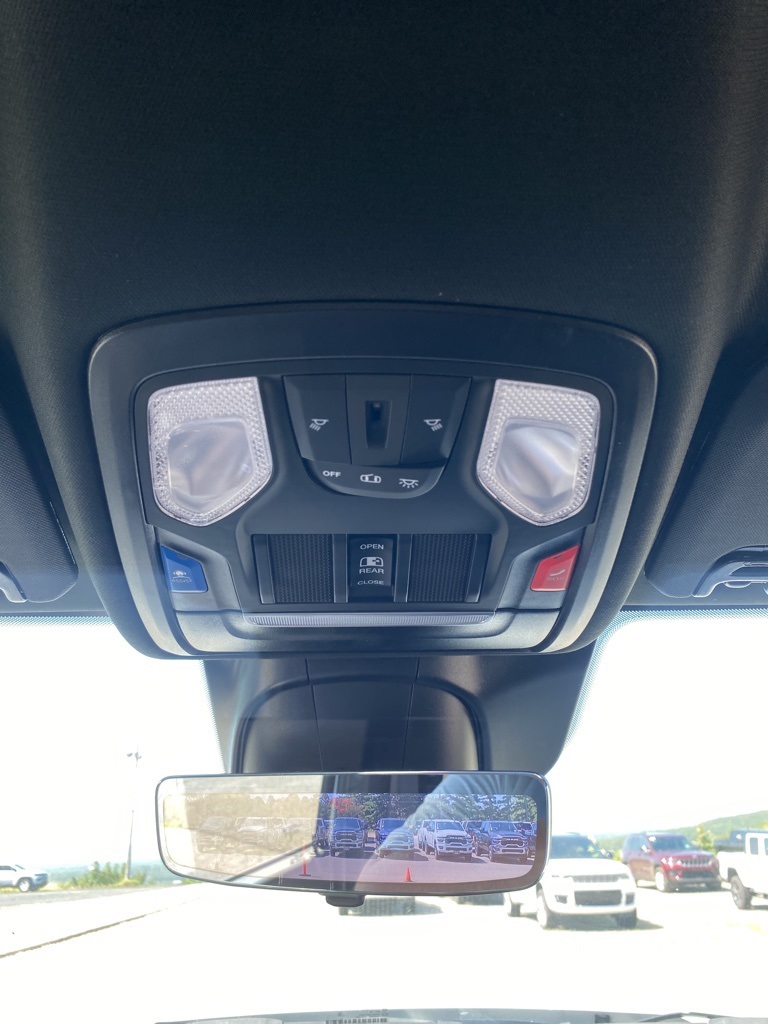 2025 Ram 5500 Tradesman photo 32