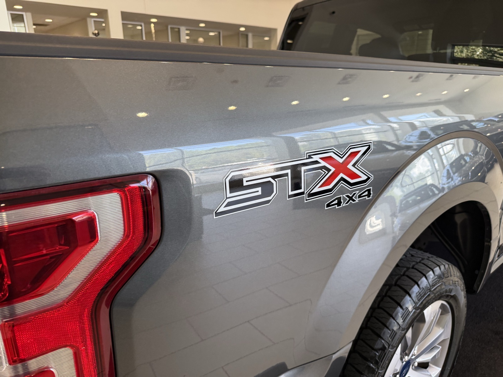 2018 Ford F-150 XL photo 16