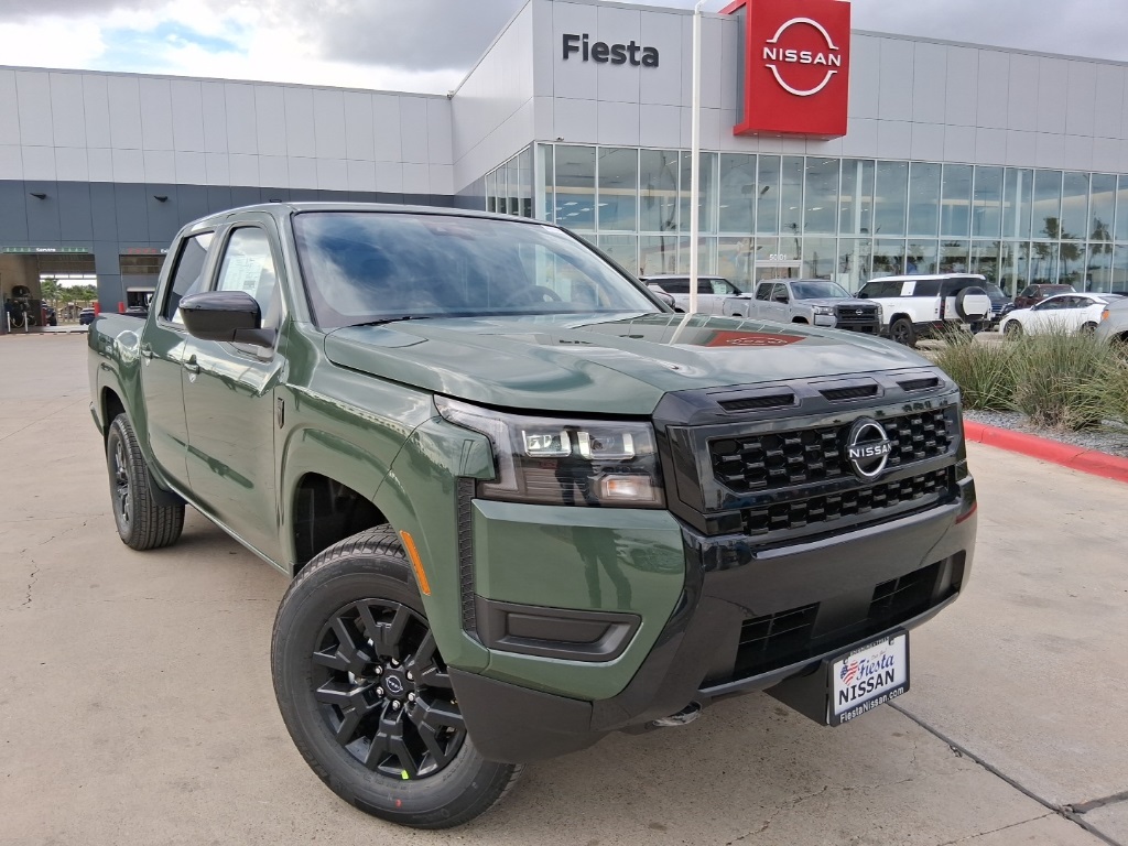 2026 Nissan Frontier SV's photo