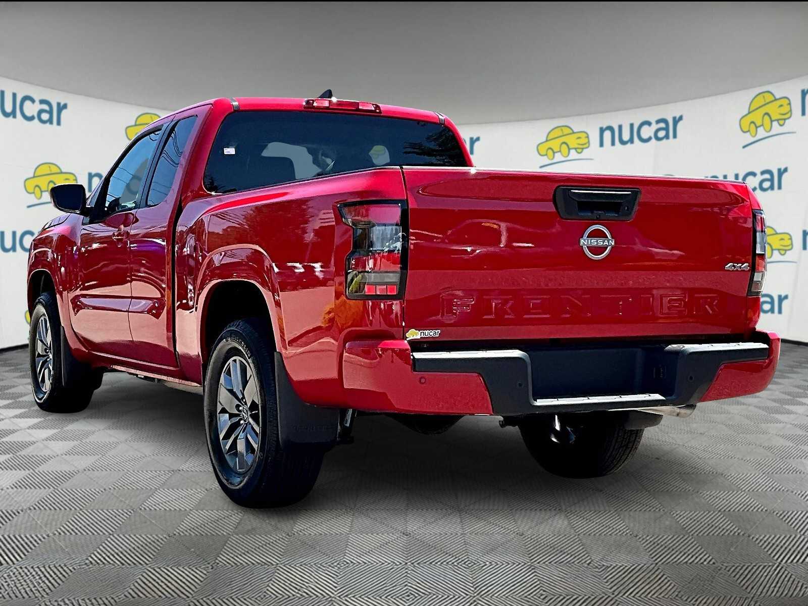 2025 Nissan Frontier SV photo 4