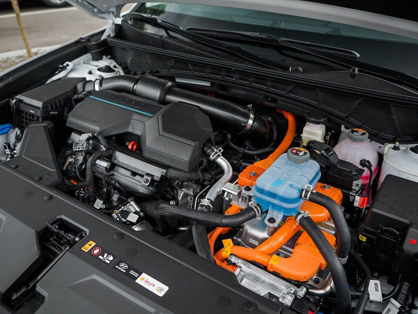 2025 Hyundai Tucson Plug-in Hybrid SEL photo 6